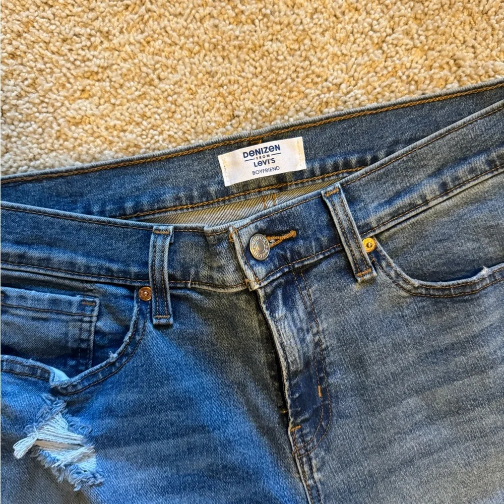 Levi’s Blue Denim Jeans - Picture 3 of 5